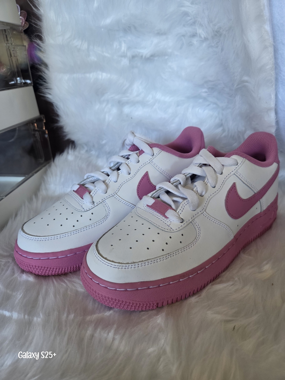 Nike Kids' Low-Top Sneakers - White & Pink Size 5.5